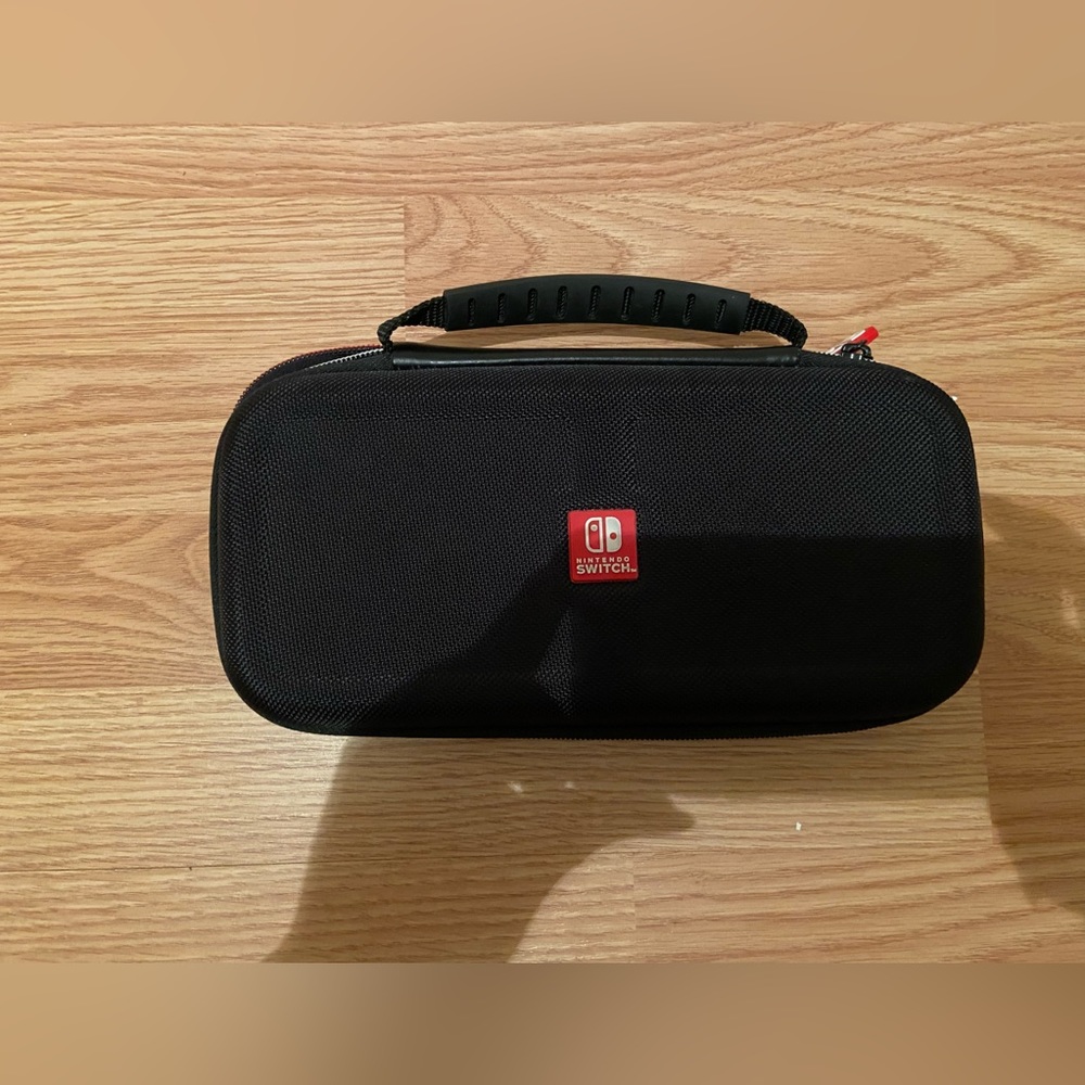 Game Traveler Case